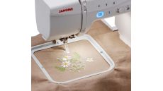 Šijací a vyšívací stroj JANOME MC1000