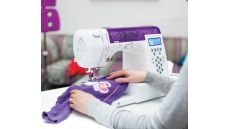 Šijací stroj TEXI BALLERINA veľkosti XL + prídavný stolček - rozbalené