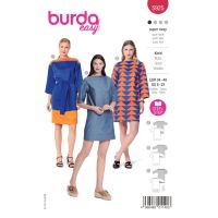 Strih Burda 5925 - Rovné šaty s lodičkovým výstrihom