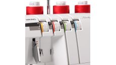 Overlock Husqvarna Huskylock S 15 - použité