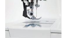 Šijací stroj Singer Featherweight C240 - rozbalené