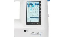 Šijací a vyšívací stroj JANOME SKYLINE S9 veľkosti XL